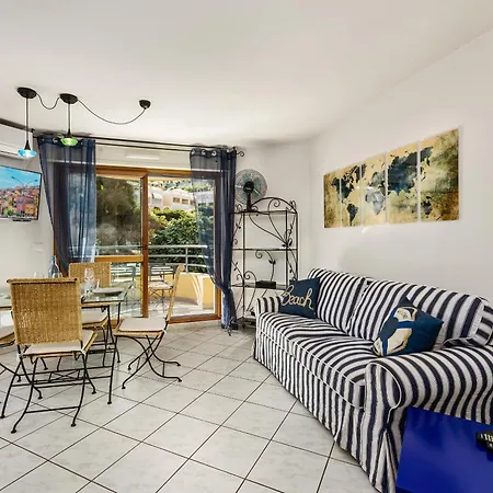 Cocon Vu Sur Le Port De アパート *